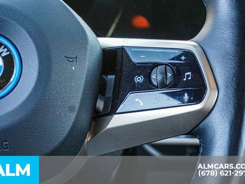 Used 2023 BMW iX xDrive50 w/ Premium Package image 31