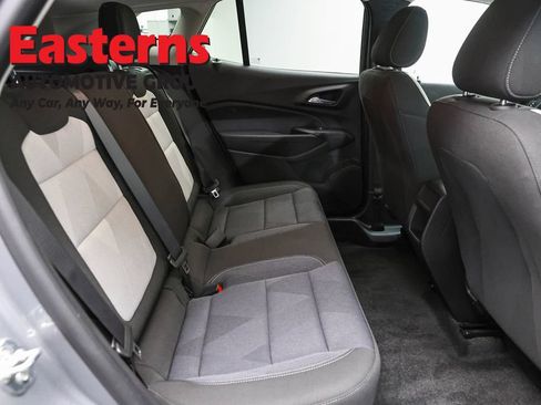 Used 2024 Chevrolet Trax LS FWD image 22