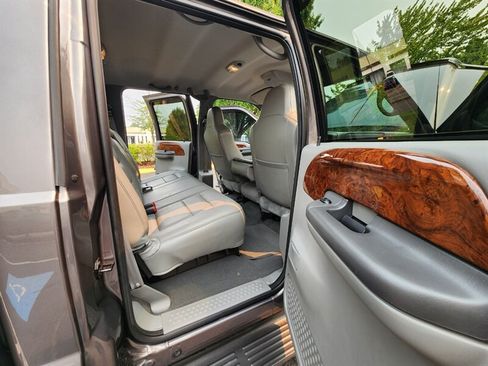 Used 2002 Ford F250 Lariat AWD/4WD image 16