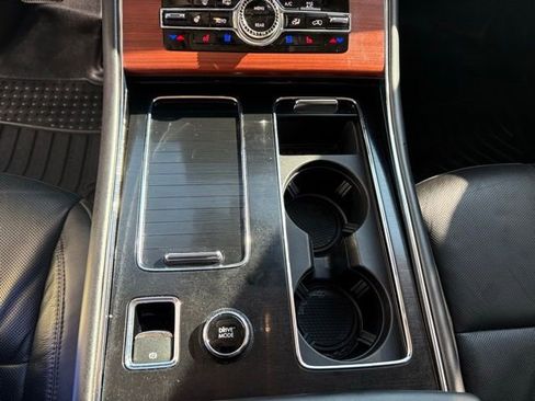 Used 2022 Lincoln Aviator Reserve w/ Elements Package Plus image 22