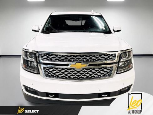 Used 2019 Chevrolet Tahoe LT w/ LT Signature Package AWD/4WD image 2
