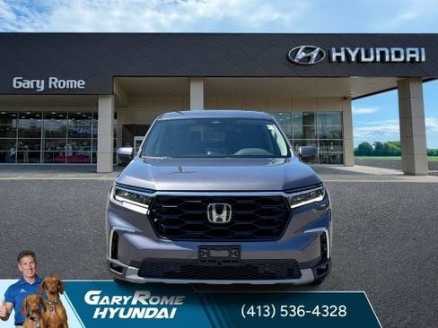 Used 2025 Honda Pilot EX-L image 10