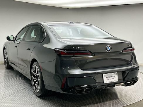 Used 2024 BMW 760i xDrive w/ Executive Package image 11