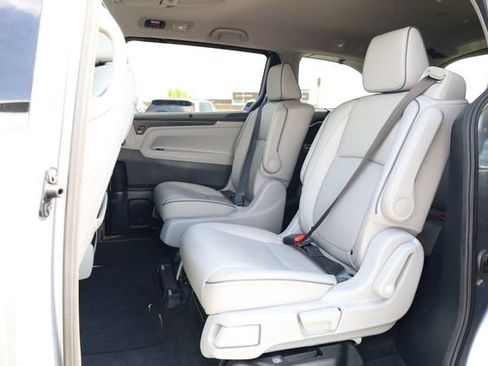 Used 2023 Honda Odyssey Elite image 29