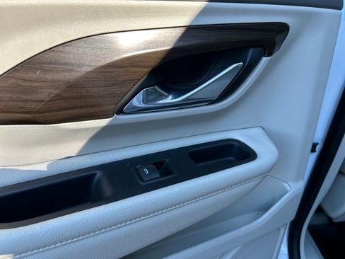 Used 2018 GMC Terrain Denali w/ Advanced Safety Package image 24