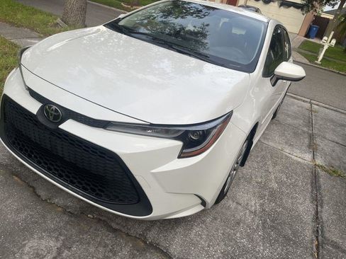 Used 2021 Toyota Corolla LE w/ Carpet Mat Package (TMS) FWD image 25