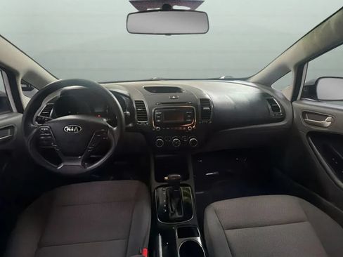 Used 2018 Kia Forte LX FWD image 10