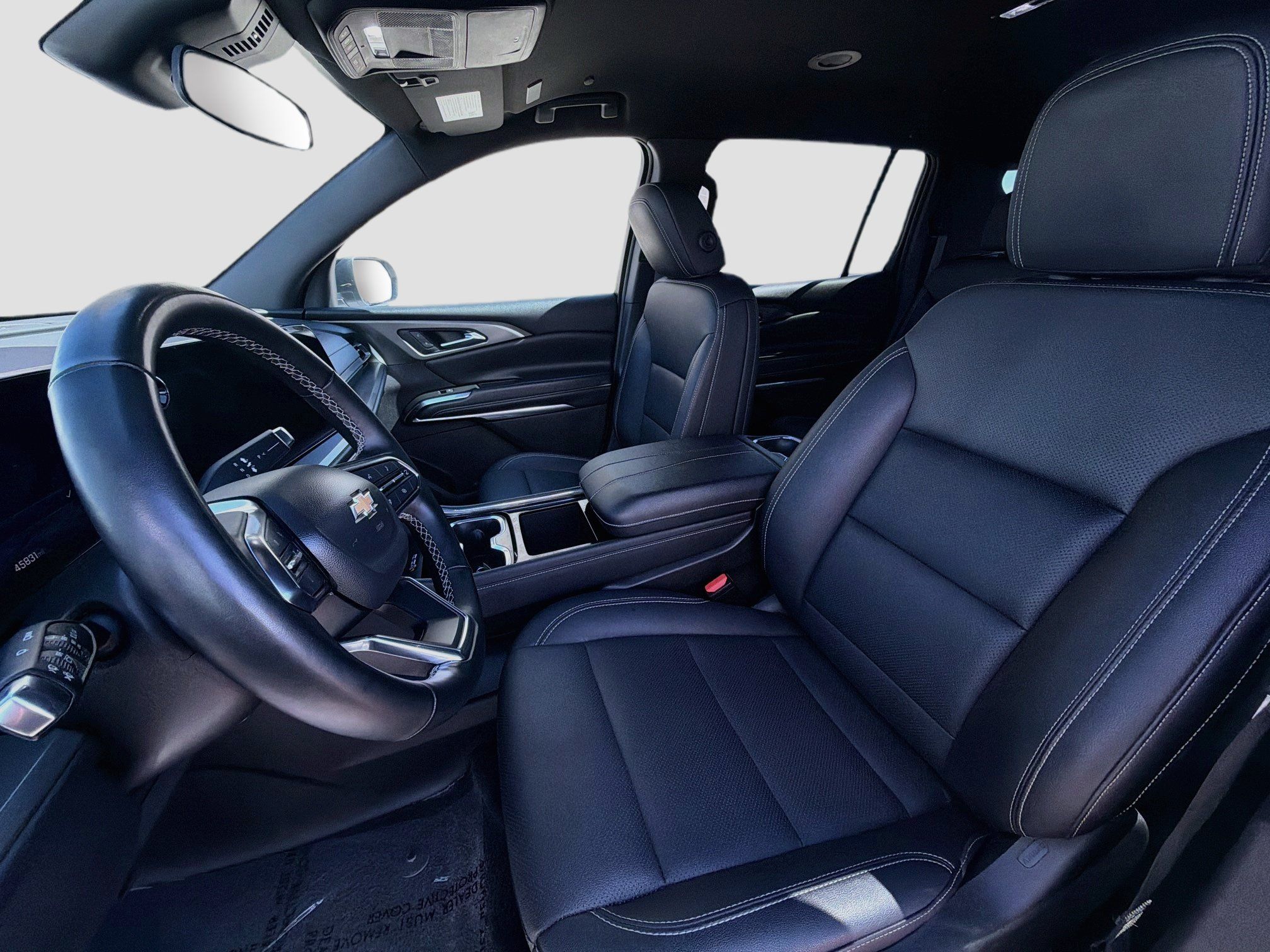 Used 2025 Chevrolet Traverse LT AWD/4WD image 13