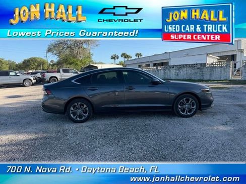 Used 2024 Honda Accord EX image 13