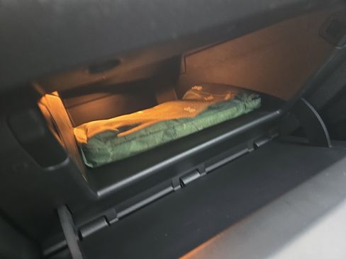 Used 2020 Jeep Cherokee Latitude w/ Cold Weather Group image 32