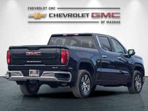 Used 2025 GMC Sierra 1500 SLT AWD/4WD image 3
