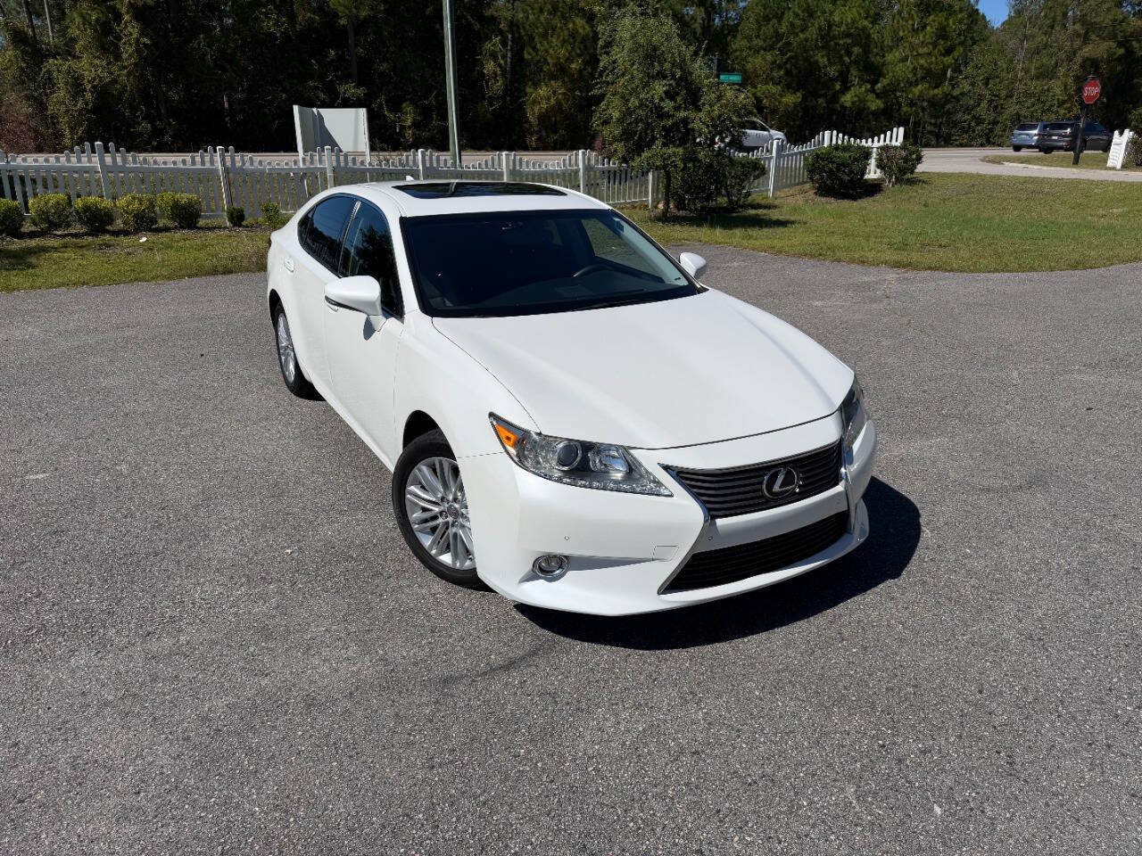 Used 2015 Lexus ES 350 w/ Luxury Package FWD image 38