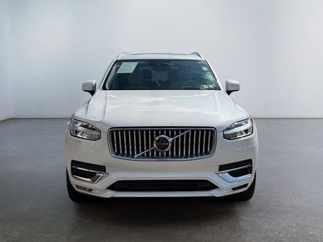 Used 2021 Volvo XC90 T6 Inscription w/ Advanced Package AWD/4WD image 2