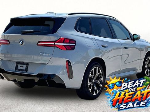 Used 2025 BMW X3 xDrive30i AWD/4WD image 13