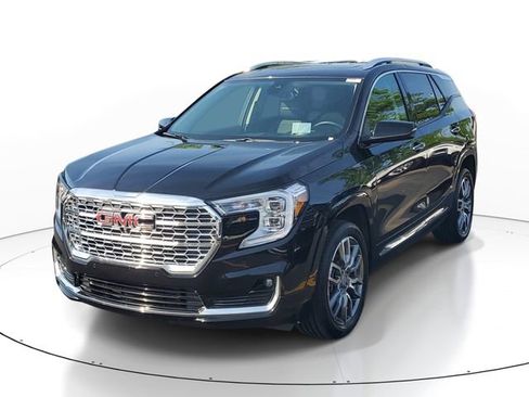 Certified 2024 GMC Terrain Denali w/ Denali Premium Package AWD/4WD image 2