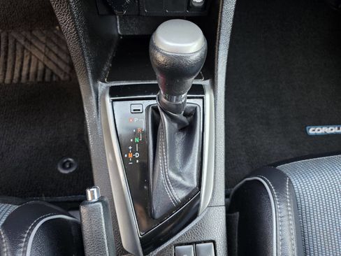 Used 2016 Toyota Corolla S FWD image 17