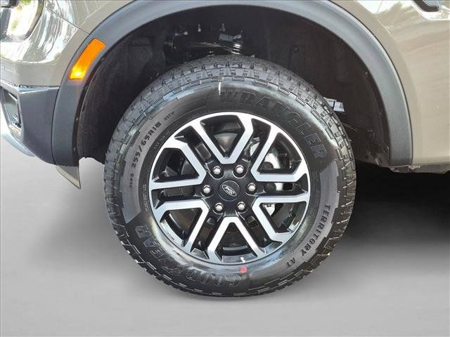 New 2026 Ford Ranger Lariat RWD image 9