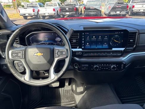 Used 2025 Chevrolet Silverado 1500 LT w/ Work Truck Package AWD/4WD image 17