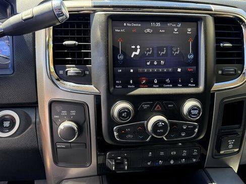 Used 2018 RAM 2500 Laramie w/ Sport Appearance Group AWD/4WD image 13