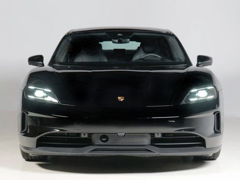 New 2025 Porsche Taycan image 6