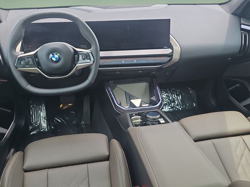 Used 2025 BMW X3 xDrive30i w/ Convenience Package AWD/4WD image 12