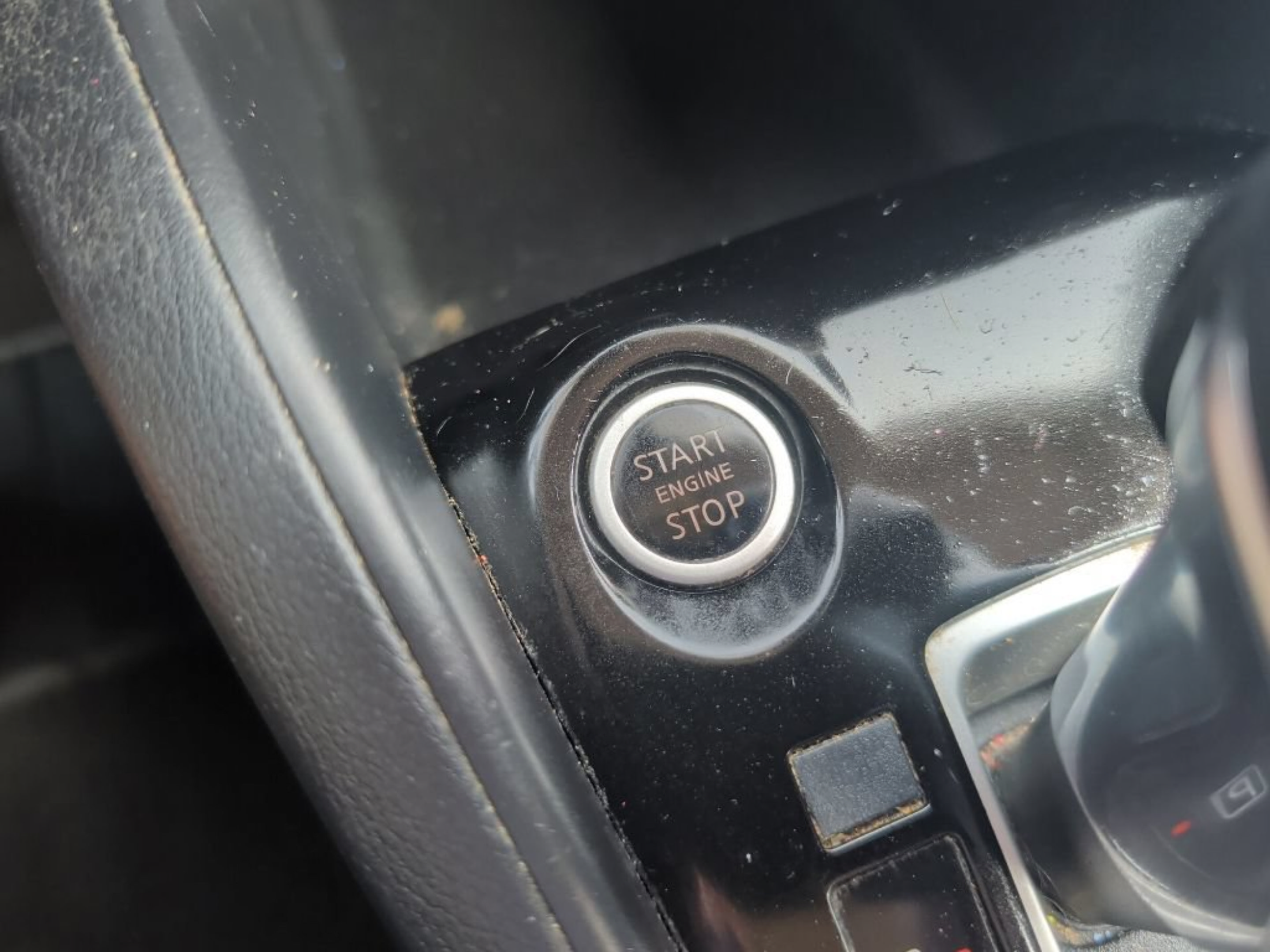 Used 2020 Nissan Kicks S FWD image 21