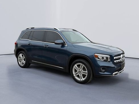 Used 2021 Mercedes-Benz GLB 250 4MATIC image 1