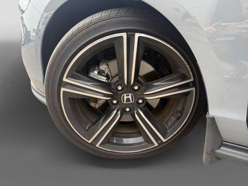 Used 2025 Honda Accord Sport image 14