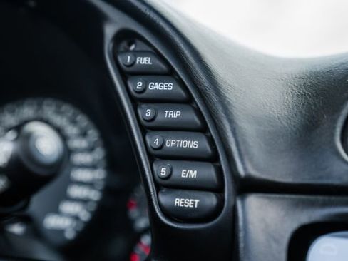 Used 1998 Chevrolet Corvette Convertible w/ Memory Pkg image 67