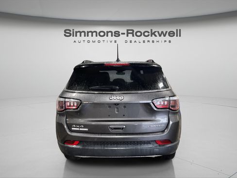 Used 2023 Jeep Compass Limited AWD/4WD image 4