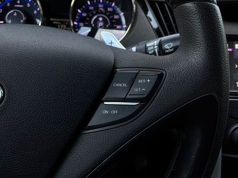 Used 2011 Hyundai Sonata SE w/ Navigation & Sunroof Pkg 4 FWD image 35