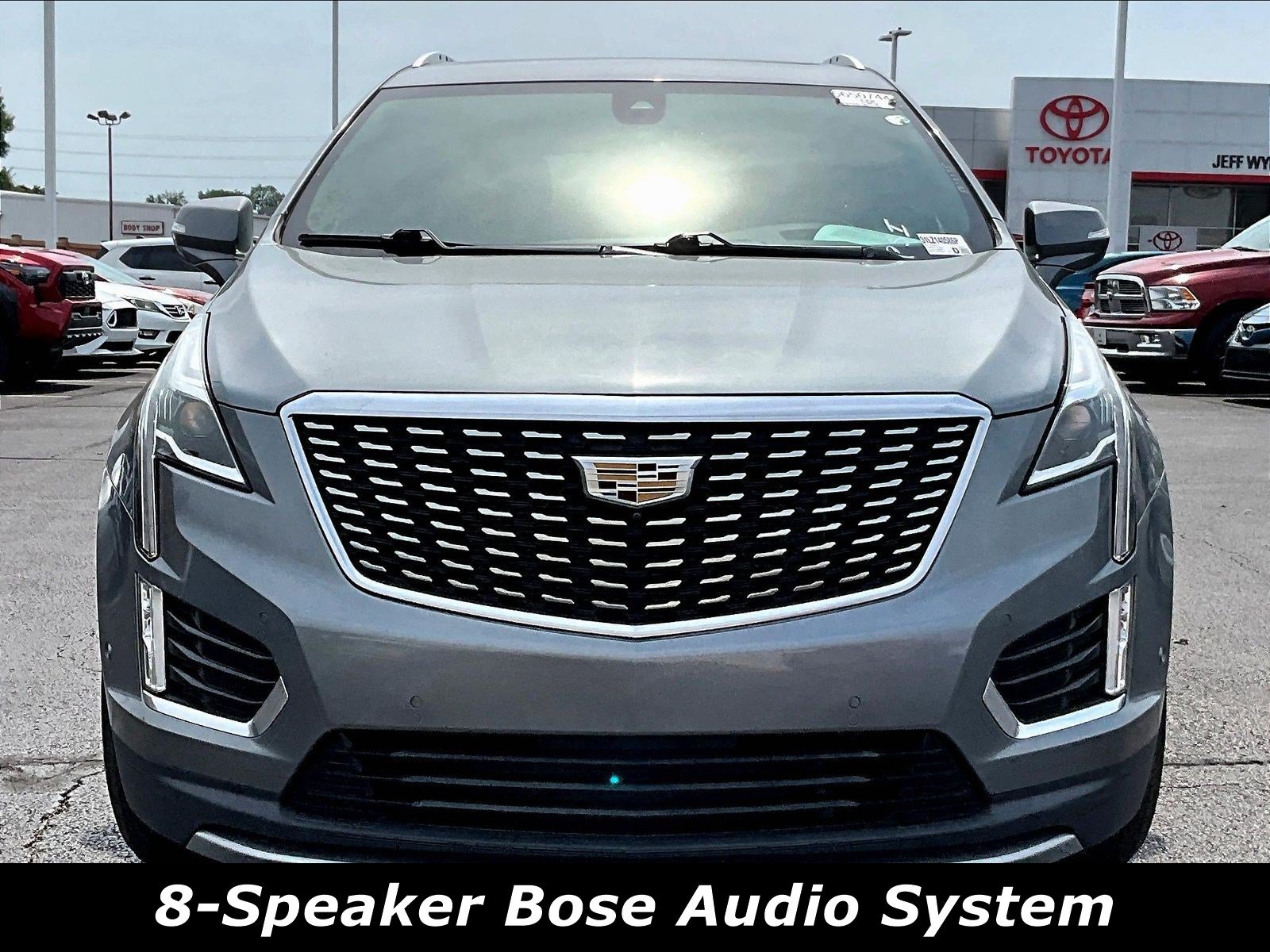 Used 2020 Cadillac XT5 Premium Luxury FWD image 2