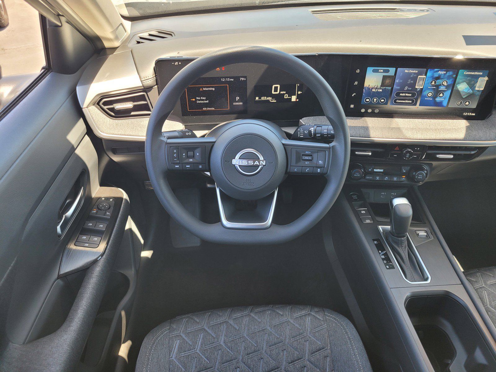 New 2026 Nissan Kicks SV w/ SV Premium Package FWD image 8
