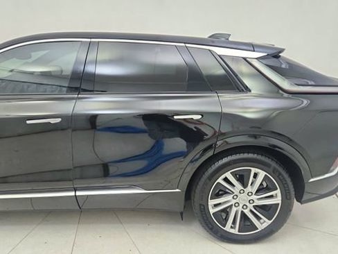 Used 2024 Cadillac Lyriq Tech image 4