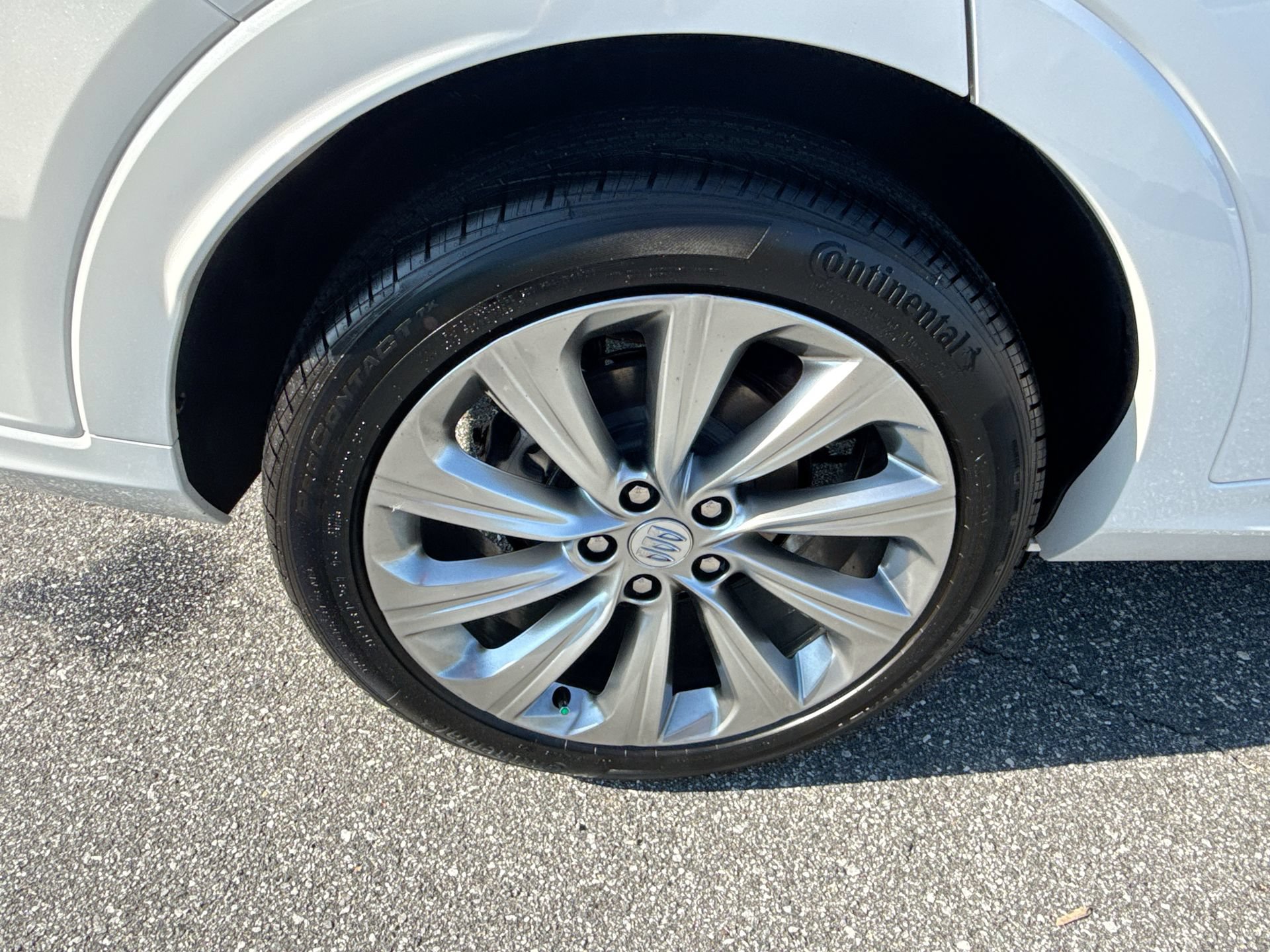 Used 2024 Buick Envista Avenir FWD image 20