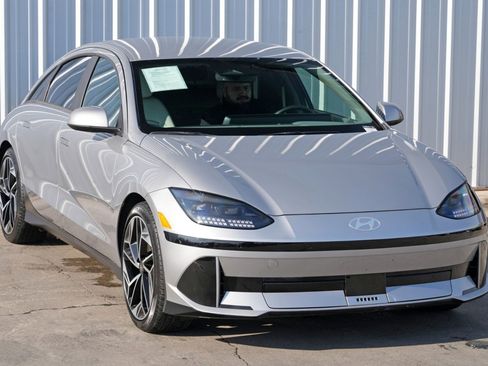 Used 2023 Hyundai Ioniq 6 SEL image 49