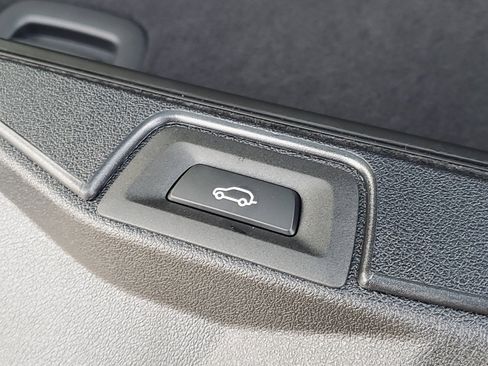 New 2026 BMW X5 M60i image 28