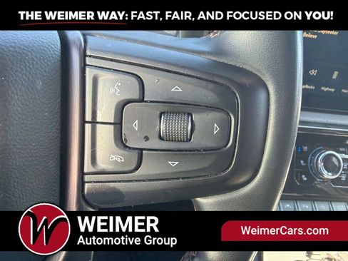 Used 2023 GMC Sierra 1500 AT4 w/ AT4 Preferred Package AWD/4WD image 9