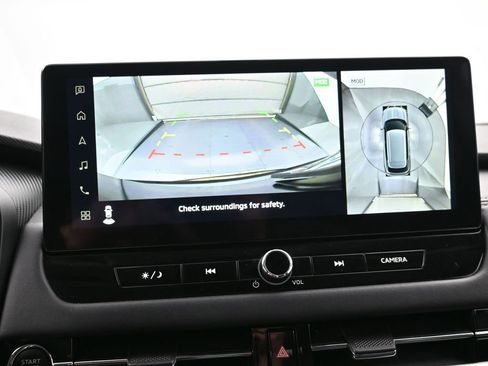 Used 2025 Mitsubishi Outlander SEL image 18