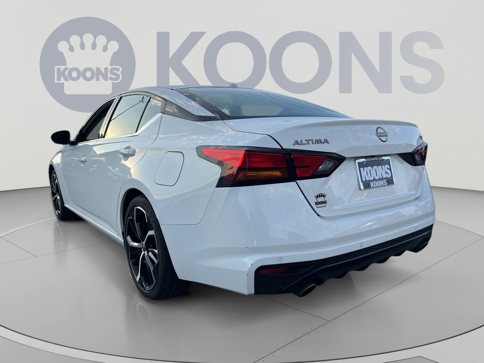Used 2024 Nissan Altima 2.5 SR FWD image 4
