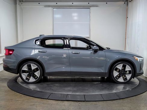 Used 2023 Polestar Polestar 2 w/ Pilot Pack image 10