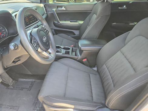 Used 2021 Kia Sportage LX FWD image 17