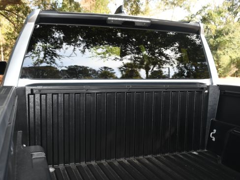 Used 2025 Toyota Tacoma Limited image 14