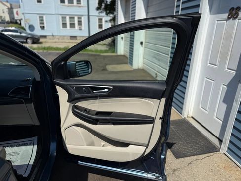 Used 2019 Ford Edge Titanium w/ Cold Weather Package AWD/4WD image 36