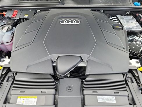 New 2026 Audi Q8 Premium Plus image 21