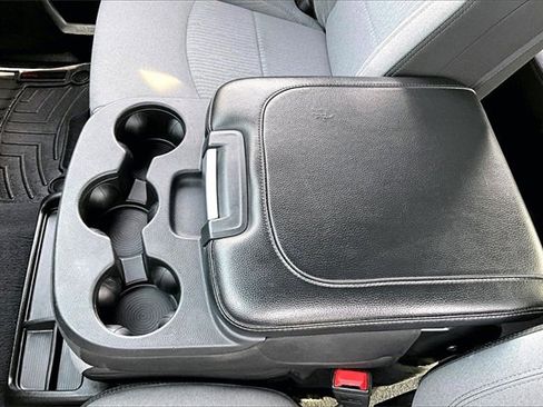 Used 2021 RAM 2500 Big Horn w/ Level 1 Equipment Group image 19