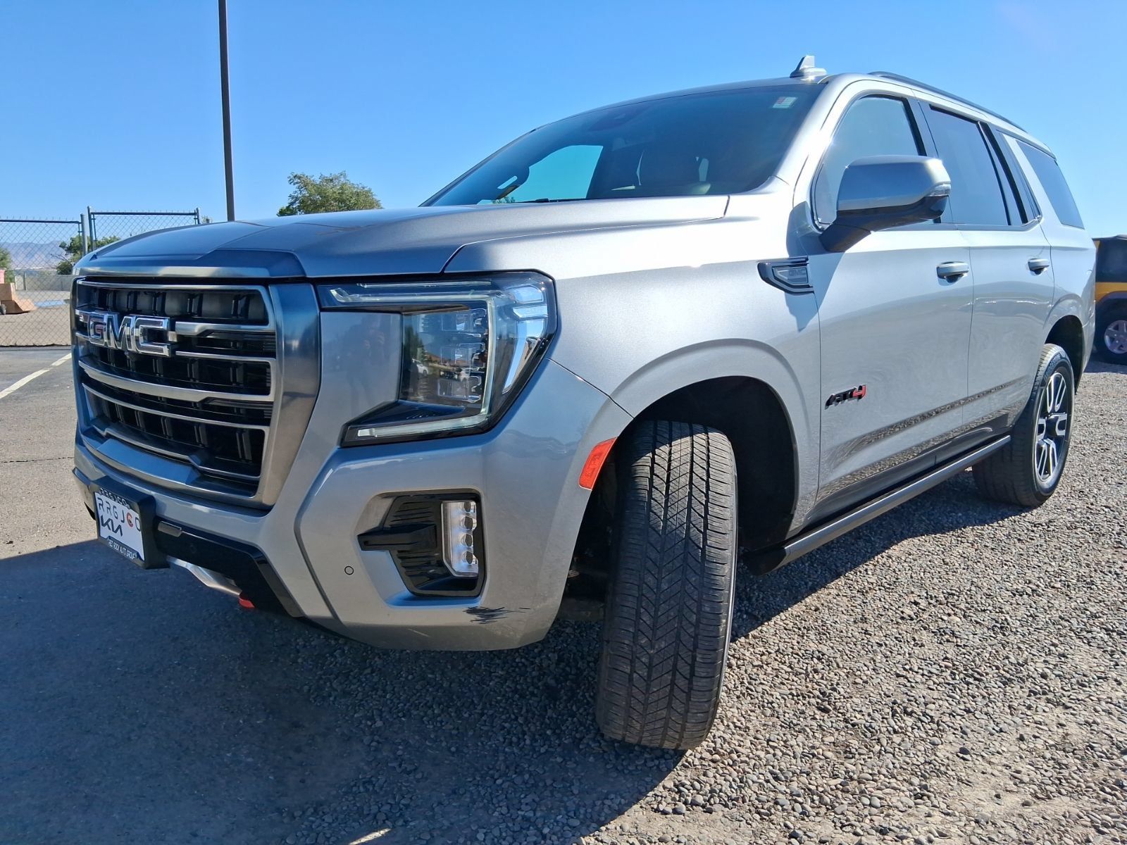 Used 2023 GMC Yukon AT4 w/ AT4 Premium Plus Package AWD/4WD image 1