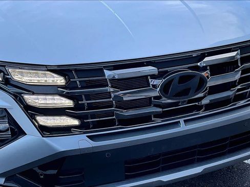 Used 2025 Hyundai Tucson Limited image 28