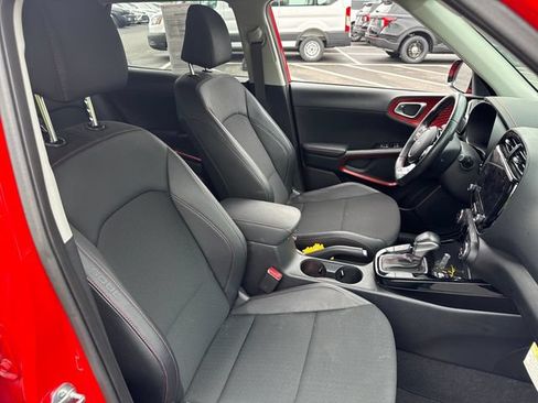 Used 2023 Kia Soul GT-Line FWD image 13