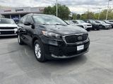 Used 2020 Kia Sorento LX w/ LX I4 Convenience Package image 2